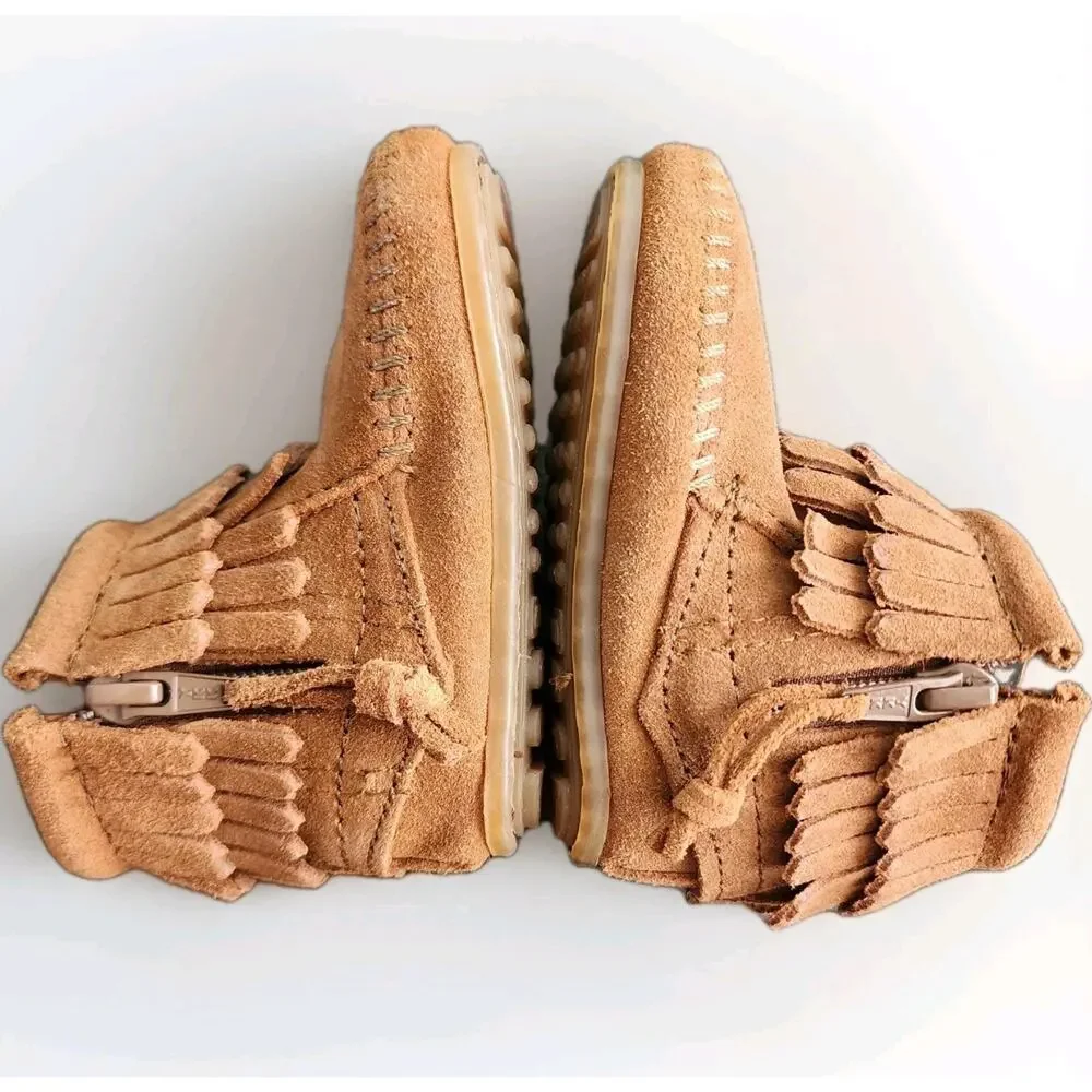 Minnetonka Youth Size 3 Brown Suede Fringe Zip Ankle‎ Moccasin Boots